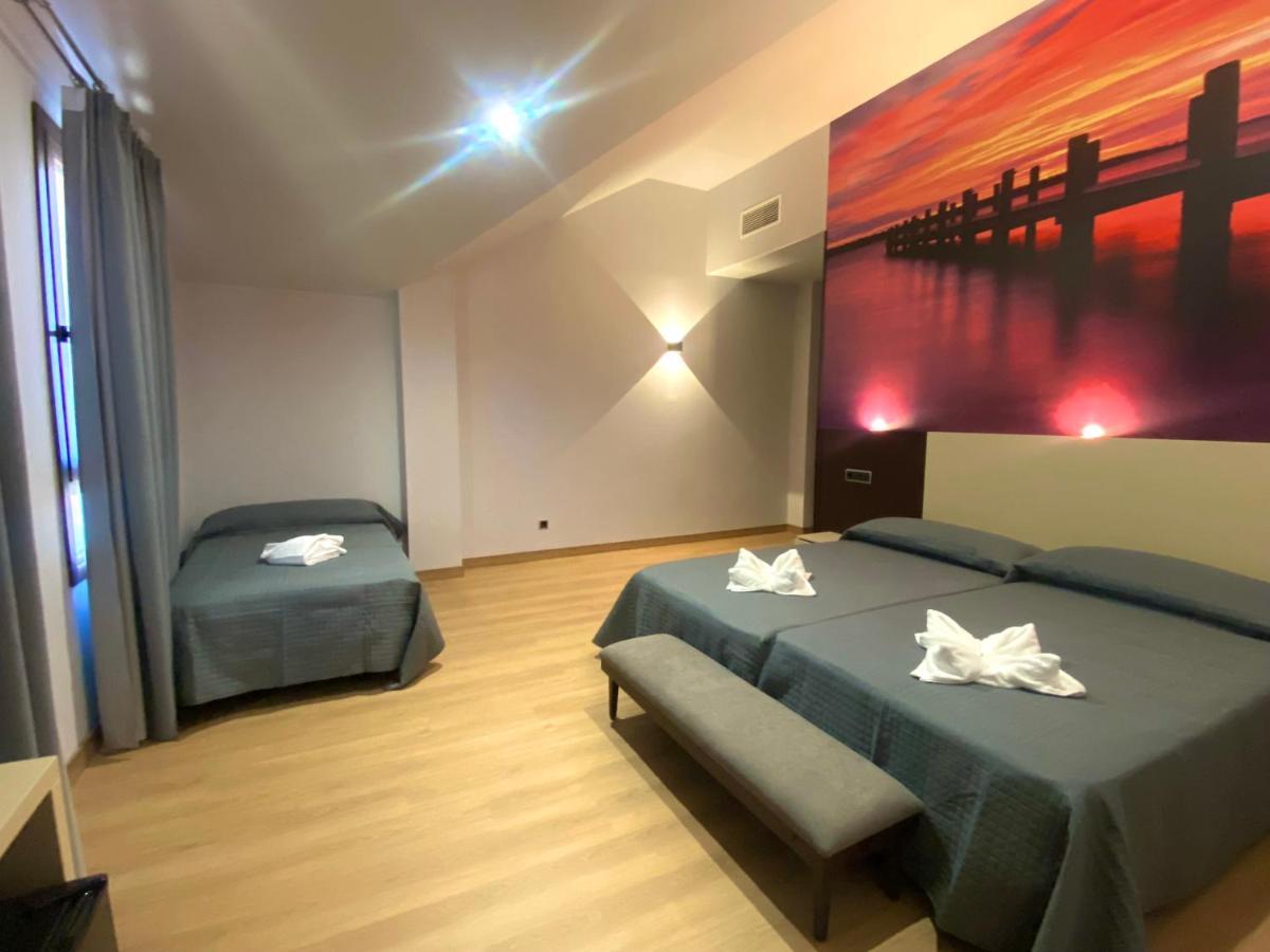 Hotel-Asador Montes Oretanos Pulgar Zewnętrze zdjęcie
