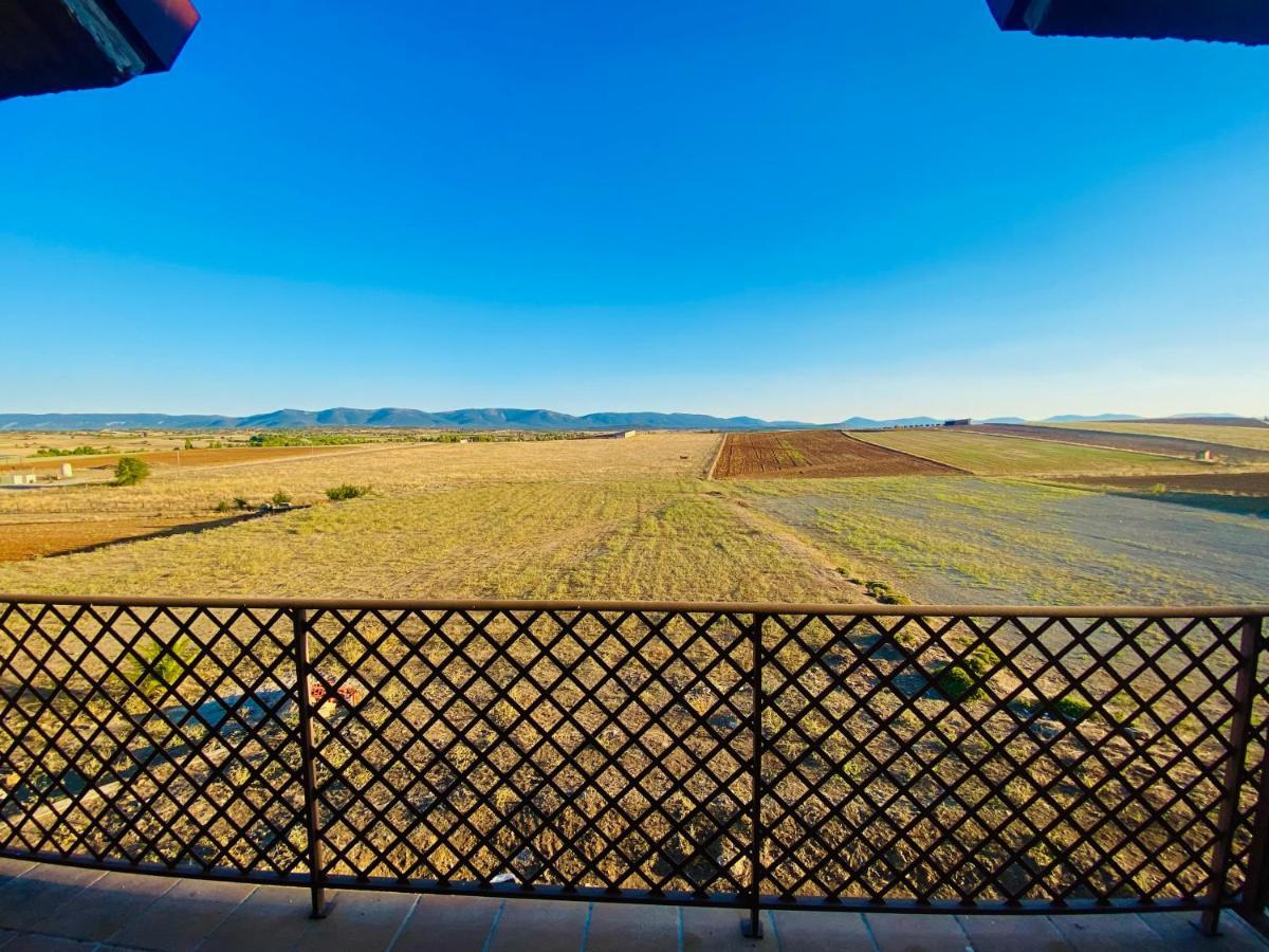 Hotel-Asador Montes Oretanos Pulgar Zewnętrze zdjęcie