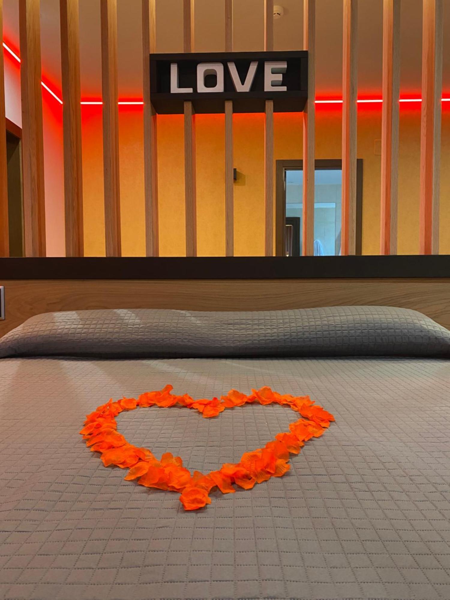 Hotel-Asador Montes Oretanos Pulgar Zewnętrze zdjęcie